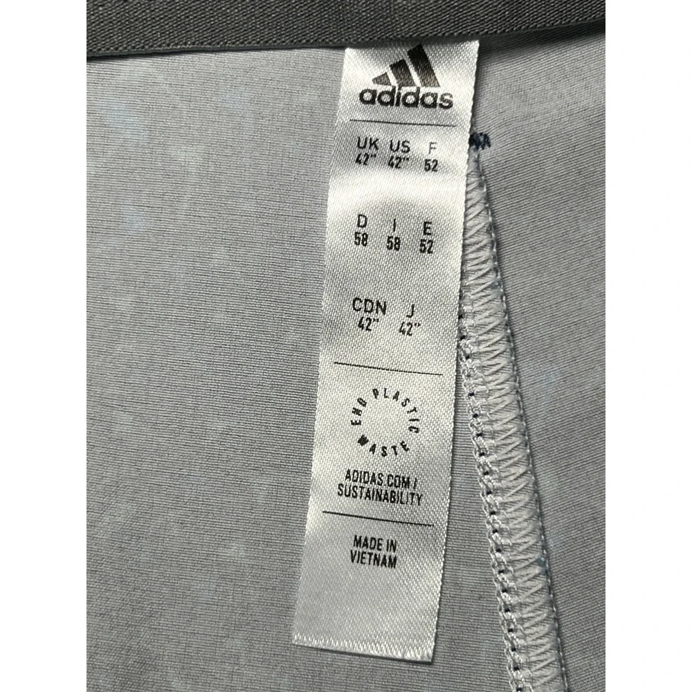 Adidas Golf Shorts Mens 42/8' Inseam Blue AOP Flag Print Golf Performance HA9122